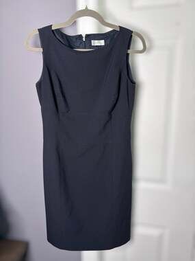 Tahari Navy Blue Sleeveless High Neck Shift Dress Sz 4